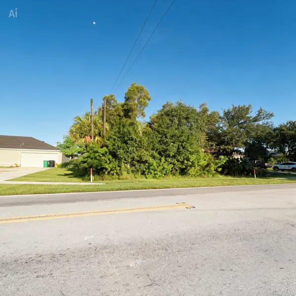 2298 SW Savona Boulevard, Port St Lucie, FL 34953