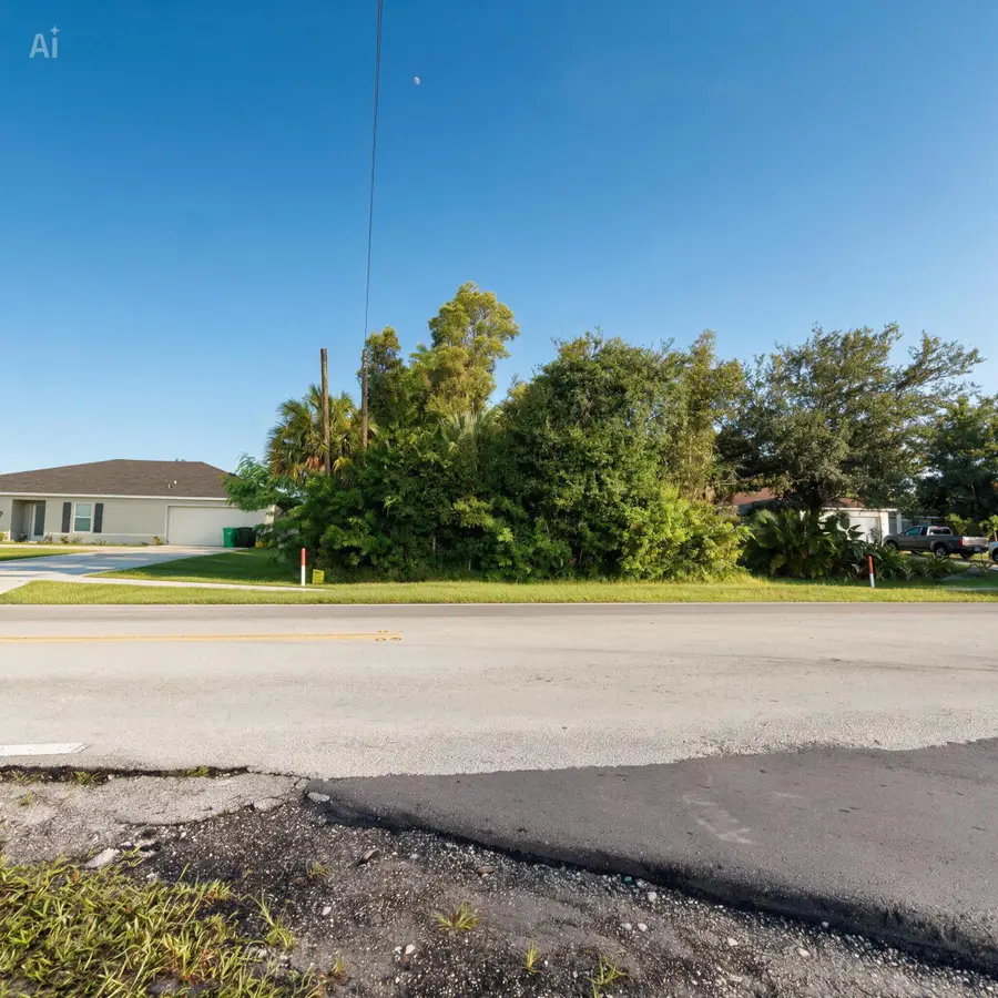 2298 SW Savona Boulevard, Port Saint Lucie, FL 34953 - #2
