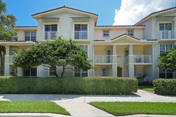 1054 University Boulevard #21, Jupiter, FL 33458