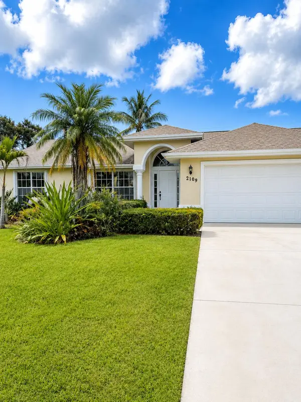 2109 SE Genoa Street, Port St Lucie, FL 34952