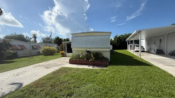 11055 SE Federal Hwy 97 Highway #97, Hobe Sound, FL 33455