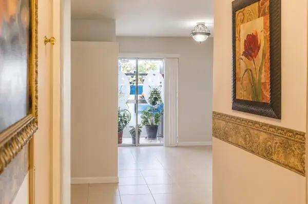 2616 Garden Drive N #111, Lake Worth, FL 33461