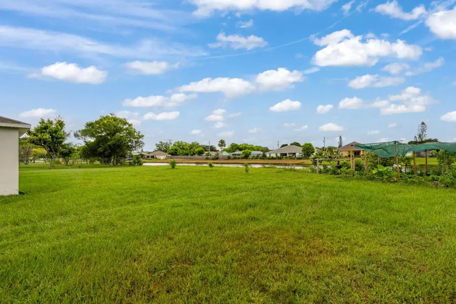 2386 SE Manor Avenue, Port Saint Lucie, FL 34952 - #2