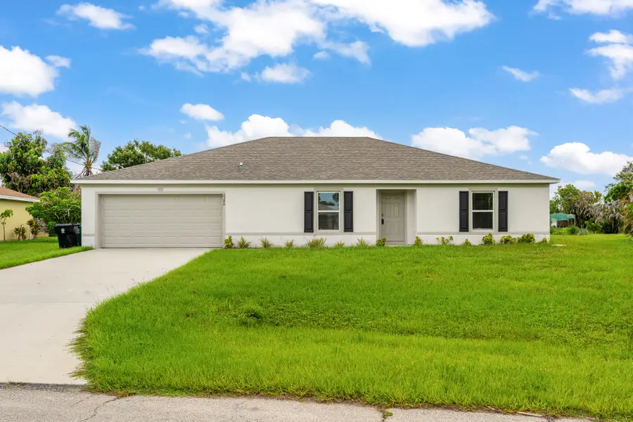 2386 SE Manor Avenue, Port Saint Lucie, FL 34952 - #3