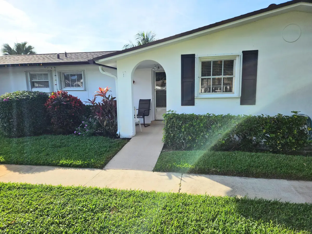2920 Crosley Drive E #B, West Palm Beach, FL 33415 - #1