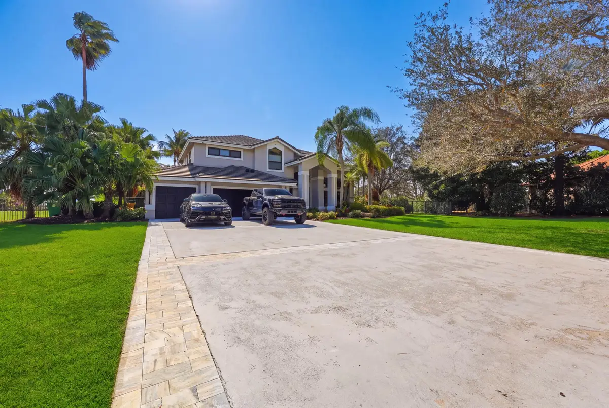 3541 Carlton Lane, Davie, FL 33330 - #1
