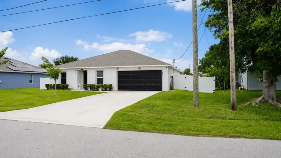 1921 SE Joyner Circle, Port Saint Lucie, FL 34952 - #2