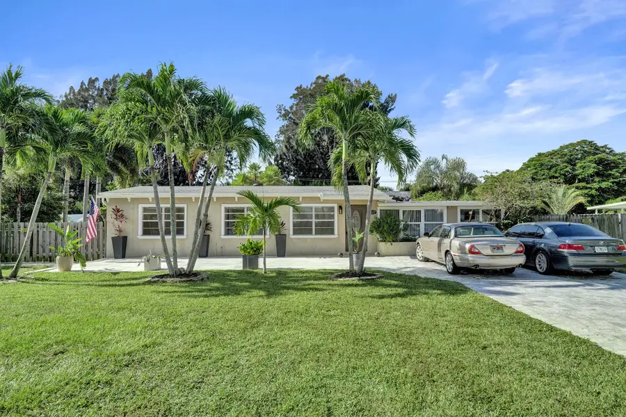 3127 Carol Avenue, Palm Springs, FL 33461 - #2