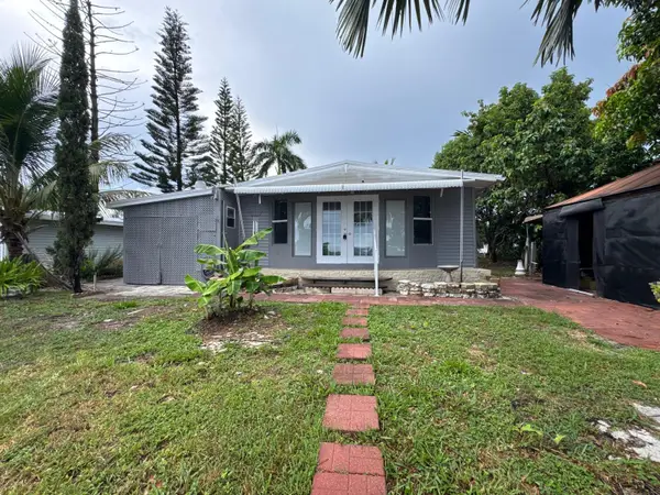 1495 Michelle Drive N #68, West Palm Beach, FL 33409