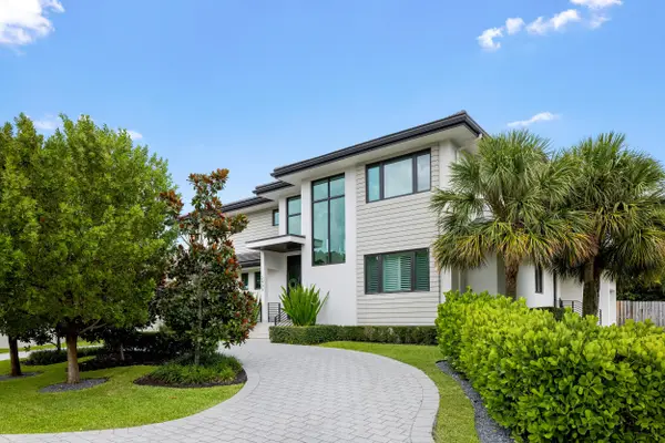 2400 NE 27th Avenue, Fort Lauderdale, FL 33305