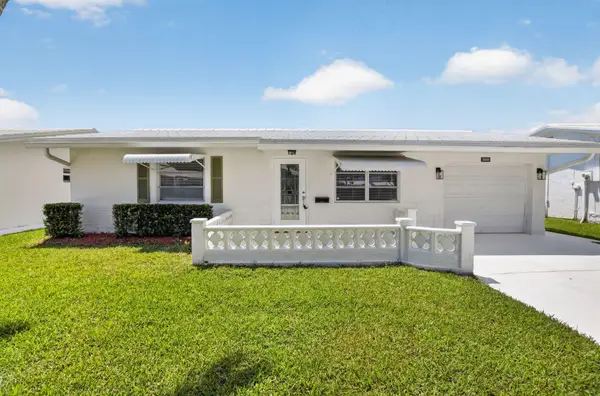 2080 SW 13th Way, Boynton Beach, FL 33426
