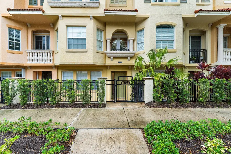 11774 Valencia Gardens Avenue, Palm Beach Gardens, FL 33410 - #2