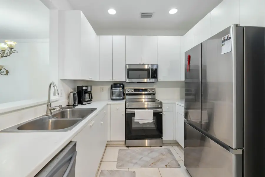831 NW 130th Avenue, Pembroke Pines, FL 33028 - #3