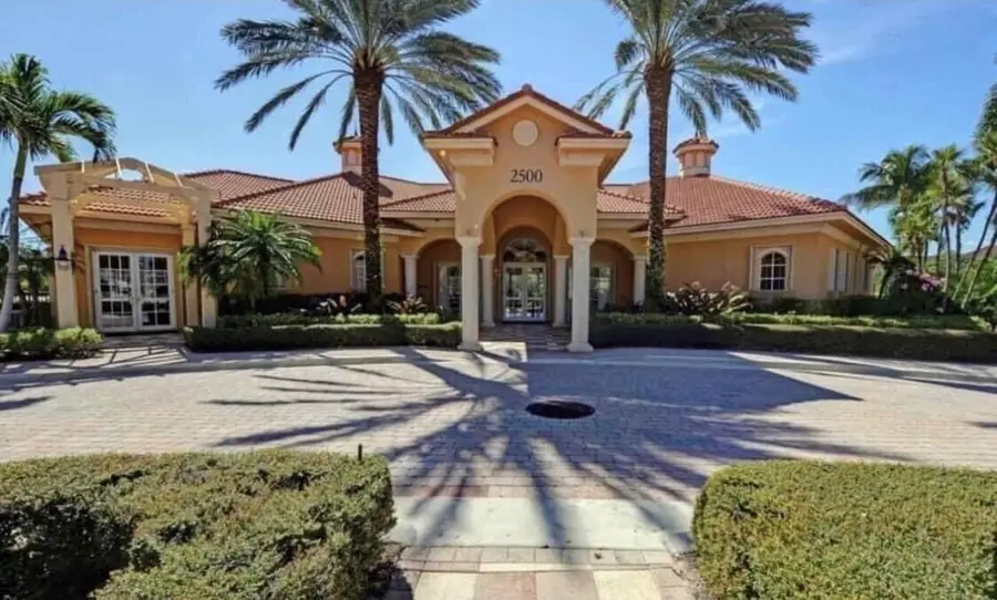 2486 San Pietro Circle, Palm Beach Gardens, FL 33410 - #3