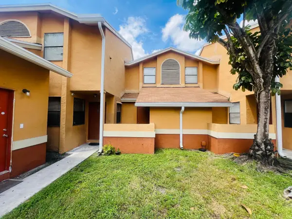 2491 NW 56th Avenue #103, Lauderhill, FL 33313