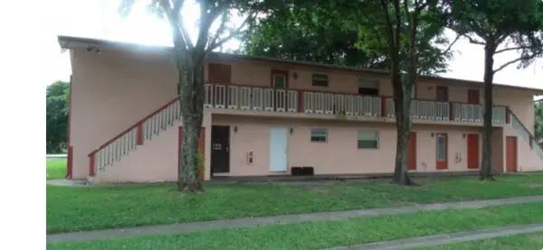 1011 SW 74th Avenue #201B, North Lauderdale, FL 33068
