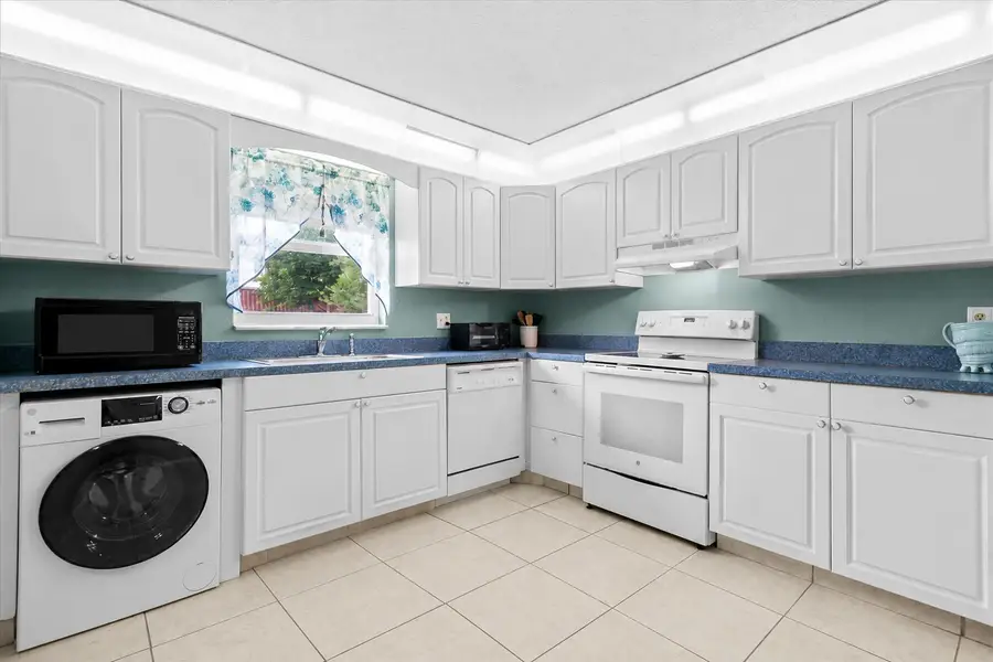 892 Worcester Lane #B, Lake Worth, FL 33467 - #3