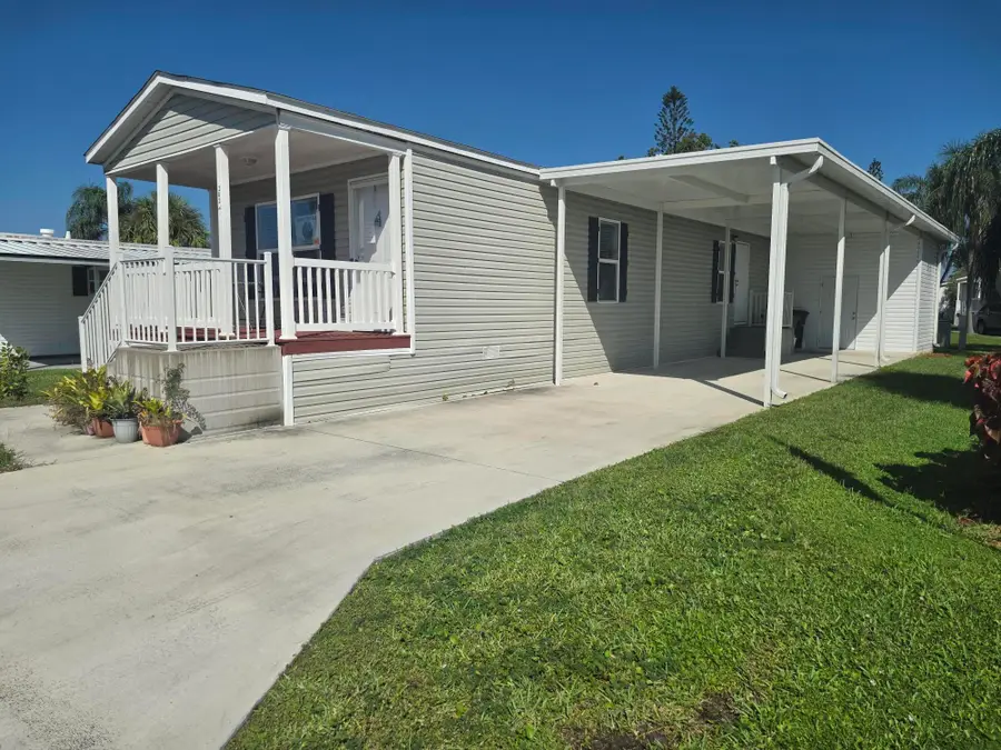 202 Flamingo Avenue, Fort Pierce, FL 34982 - #2