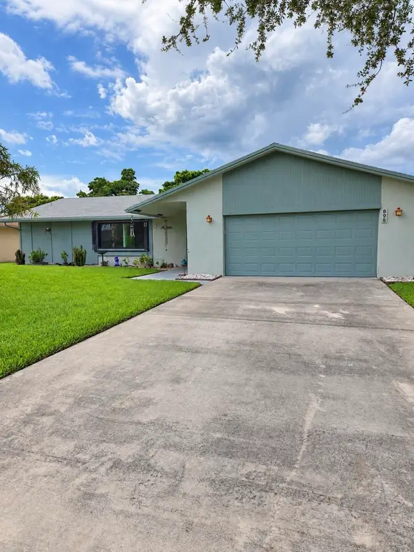 898 NW 23rd Lane, Delray Beach, FL 33445
