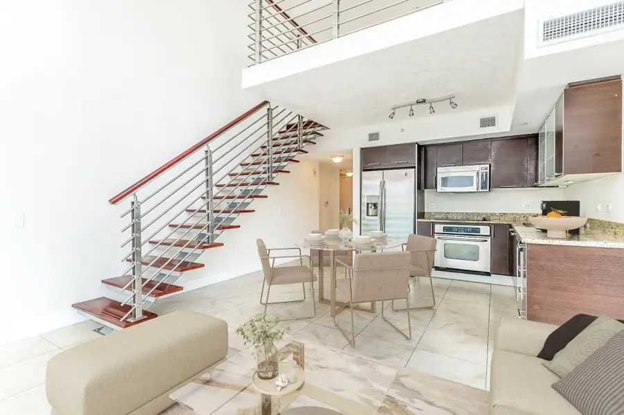 41 SE 5th Street #417, Miami, FL 33131 - #2