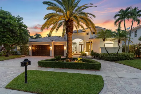 10821 Blue Palm Street, Plantation, FL 33324