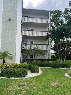 240 Southampton B #240, West Palm Beach, FL 33417