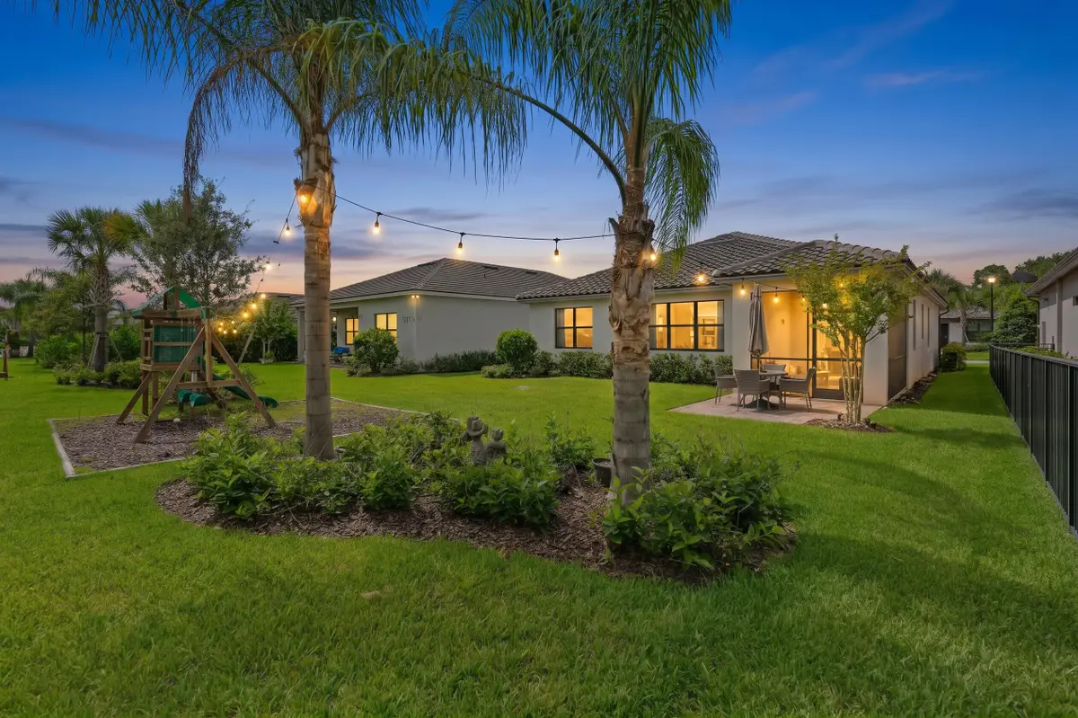 535 SE Villandry Way, Port Saint Lucie, FL 34984 - #1