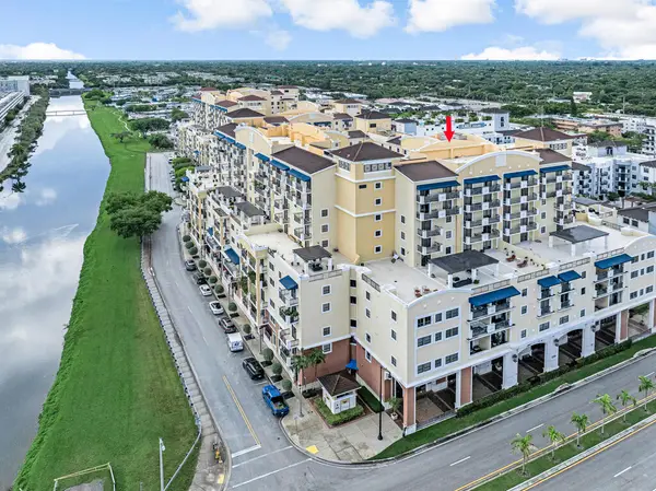 8390 SW 72nd Avenue #303, Miami, FL 33143