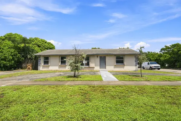 399 SW 14th Street, Deerfield Beach, FL 33441