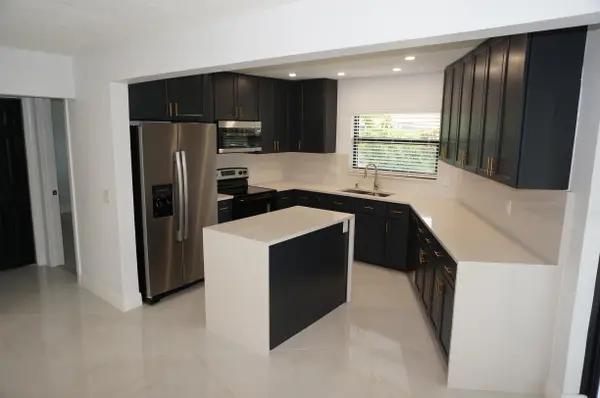 1513 39th Street, West Palm Beach, FL 33407