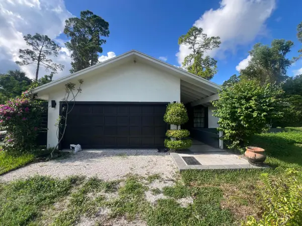16744 E Brighton Drive E, The Acreage, FL 33470