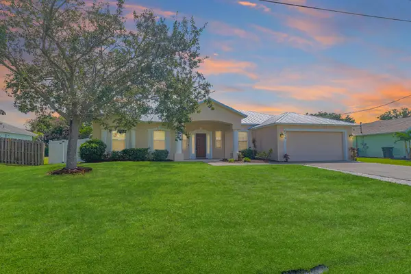4249 SW Kazan Street, Port St Lucie, FL 34953