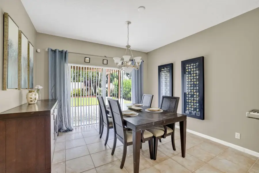 10212 NW 7 Street, Coral Springs, FL 33071 - #3