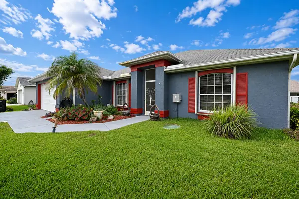 5951 NW Brenda Circle, Port St Lucie, FL 34986