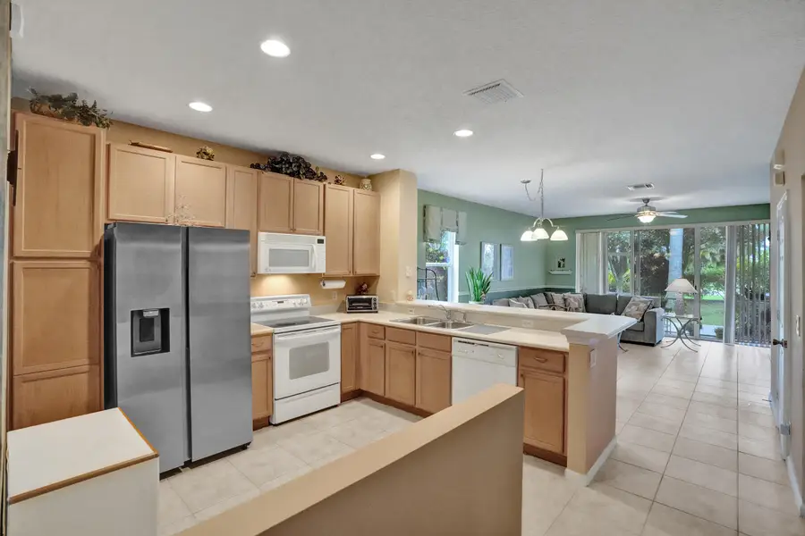 8055 Bellagio Lane, Boynton Beach, FL 33472 - #2