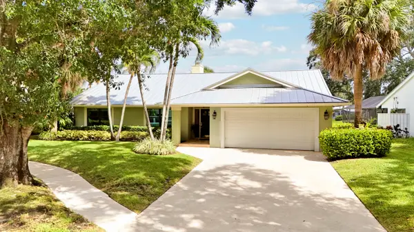 6577 Woodloch Court, Jupiter, FL 33458