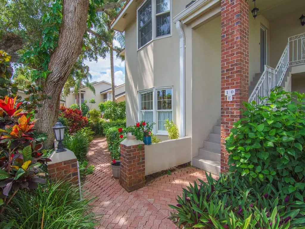 131 E Park Shores Circle #10E, Indian River Shores, FL 32963 - #1