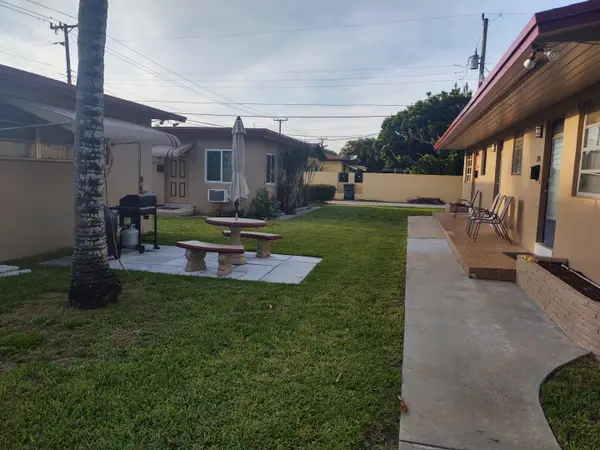 2347 Harding Street, Hollywood, FL 33020