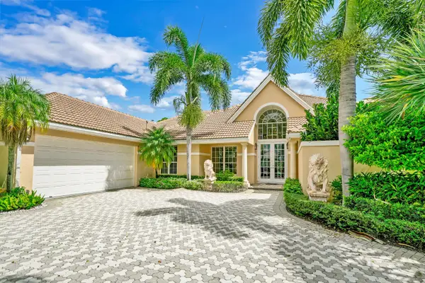 34 St James Drive, Palm Beach Gardens, FL 33418