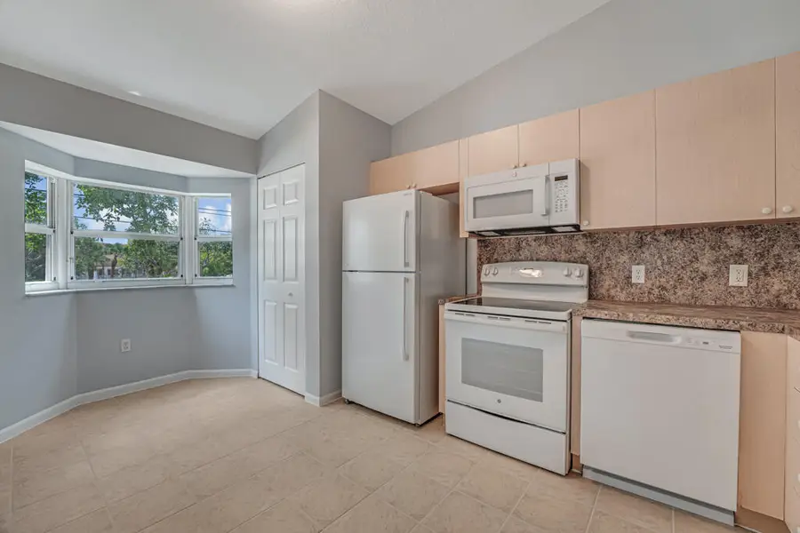 3810 N Jog Road #204, West Palm Beach, FL 33411 - #2
