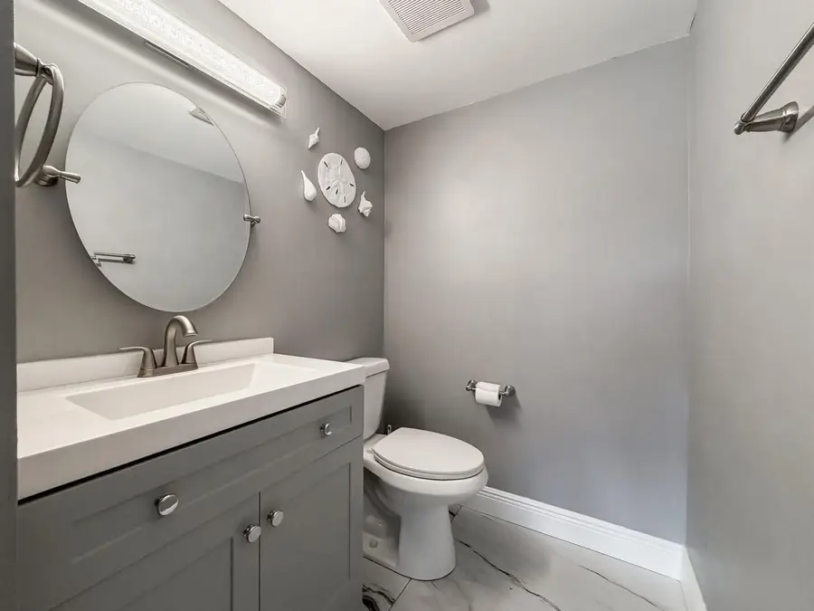 156 Lake Evelyn Drive, West Palm Beach, FL 33411 - #2