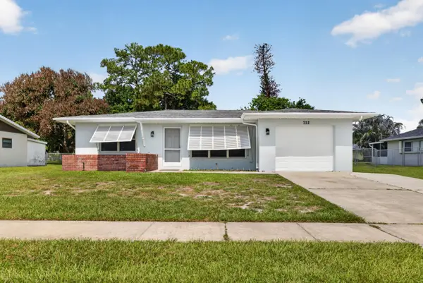 732 SW Ravenswood Lane, Port St Lucie, FL 34983