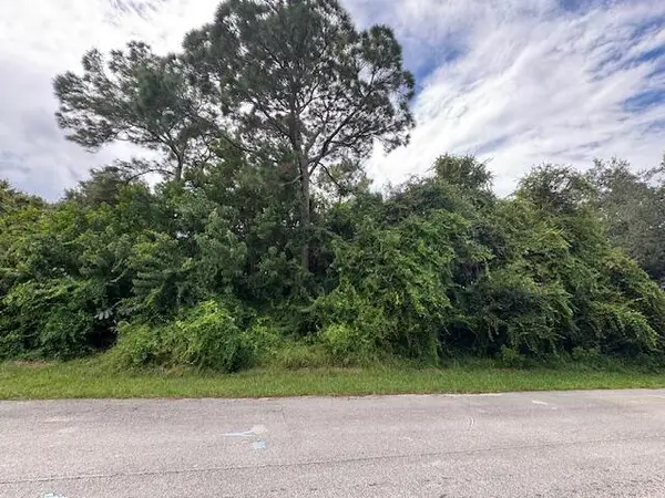 5807 Shannon Drive, Fort Pierce, FL 34951