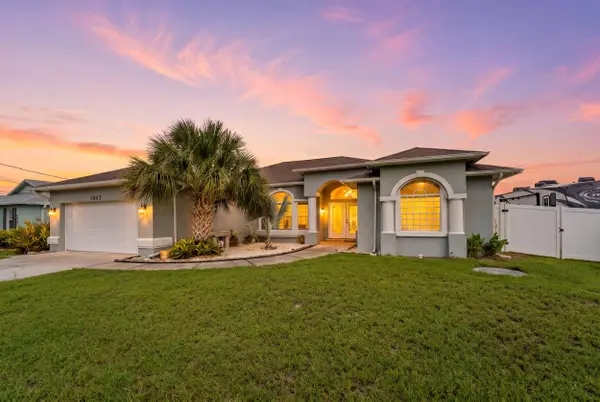 1043 SW Idol Avenue, Port St Lucie, FL 34953