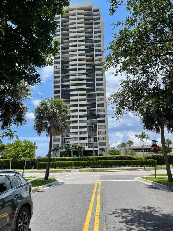 5600 N Flagler Drive #2803, West Palm Beach, FL 33407