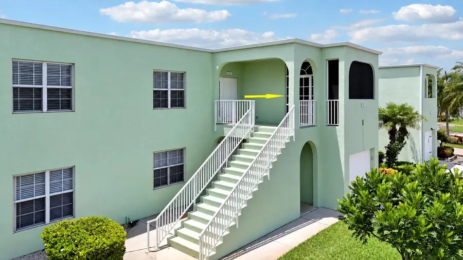 2129 SE Wild Meadow Circle, Port Saint Lucie, FL 34952 - #3