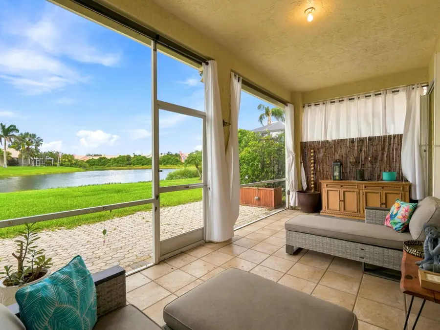 447 SW Horseshoe Bay, Port Saint Lucie, FL 34986 - #3