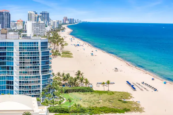 1200 Holiday Drive #902, Fort Lauderdale, FL 33316