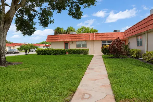 120 Seville E, Delray Beach, FL 33446