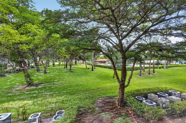 13455 SW 16th Court #203F, Pembroke Pines, FL 33027
